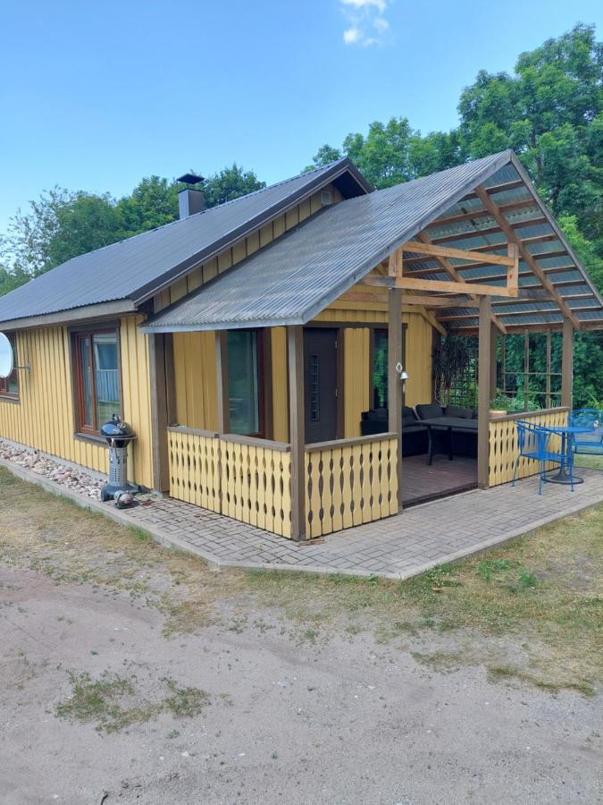 Joekalda Kodumajutus Villa Häädemeeste Bagian luar foto